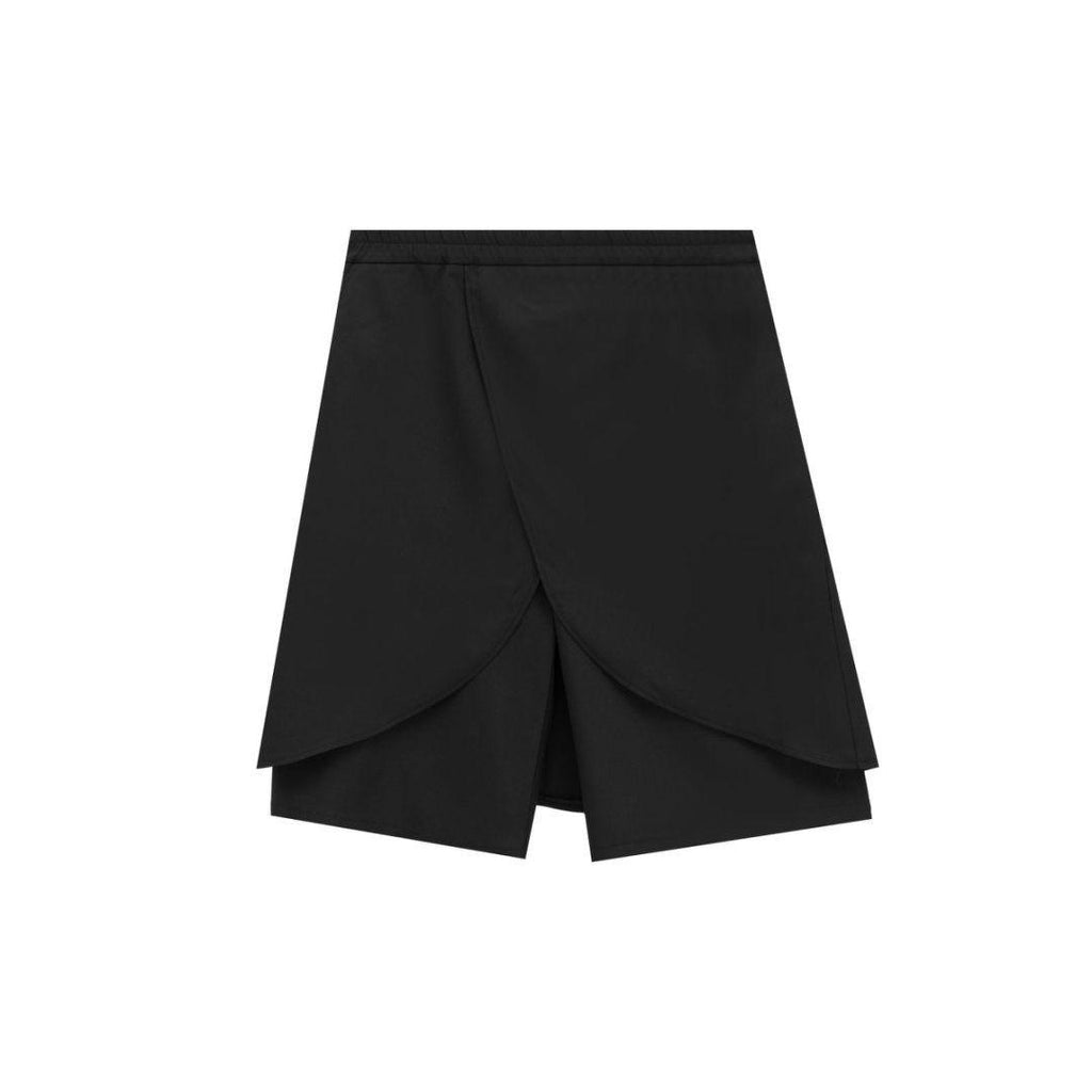 6812 Flow shorts